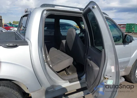 2002 Ford Explorer Sport Trac из США, поврежденный, VIN 1FMZU67E92UB99315